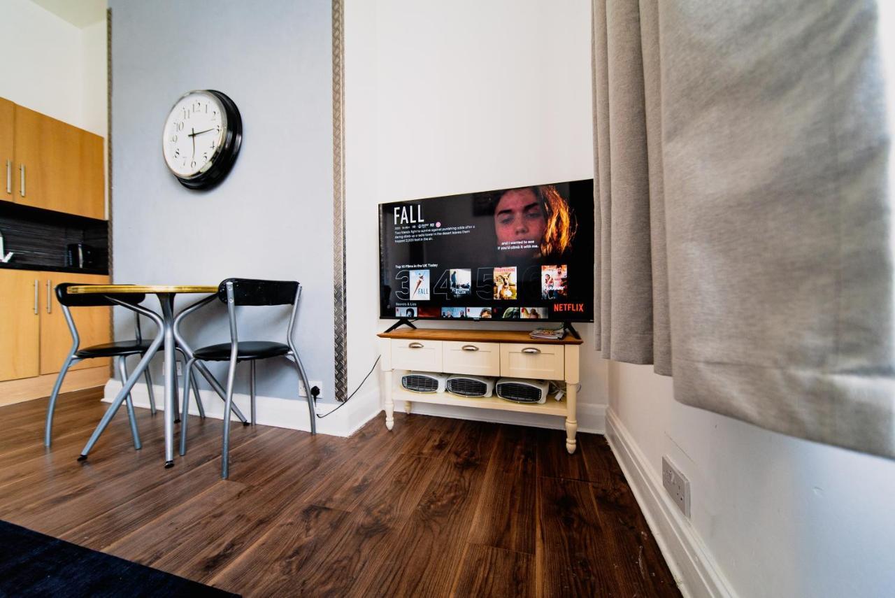 Spacious 2 Bedroom Apartment In Downtown London Eksteriør bilde